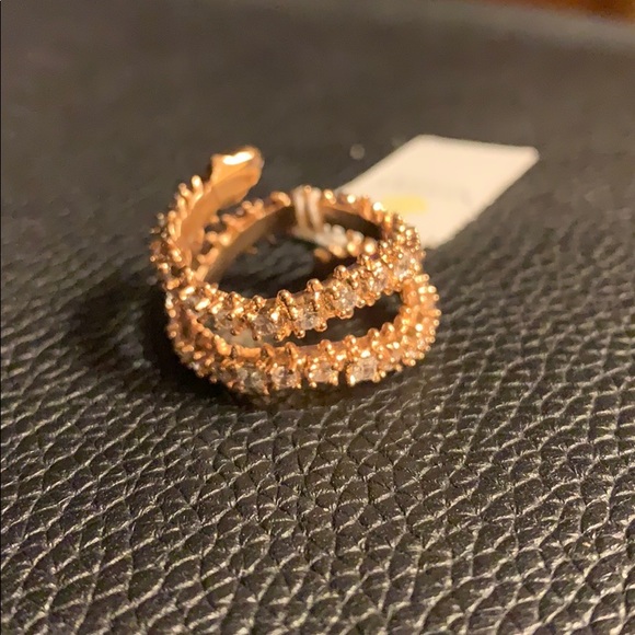 Kendra Scott Jewelry - NWT Kendra Scott Rose Gold ring size 7 Kendra Scott Jewelry - NWT Kendra Scott Rose Gold ring size 7